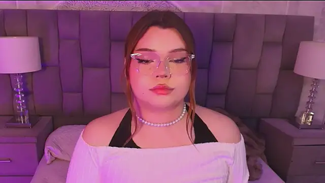 Maxxxine1 online show from November 11, 7:26 am