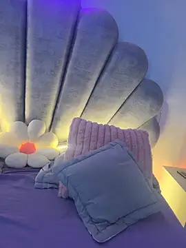 emma-conti2 online show from December 3, 3:25 pm