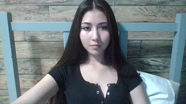 Snapshot of Virginia_Hicks chatting on October 5, 7:41 pm Virginia Hicks online show from October 5, 7:41 pm