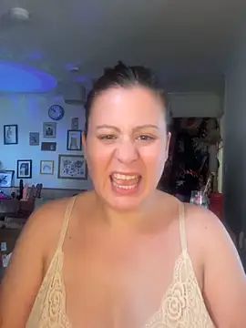 Joosie Jae online show from September 12, 9:51 am