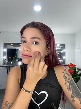 amber sparkle online show from July 22, 12:39 pm
