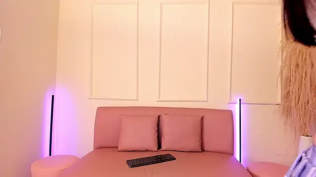 Lilily lv online show from November 21, 12:40 pm