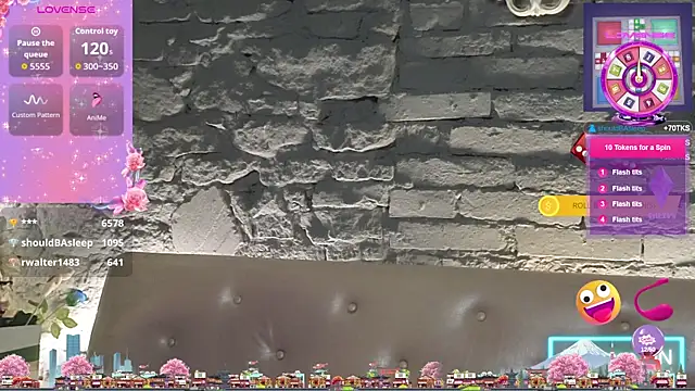 shygurl18 online show from July 15, 9:47 am