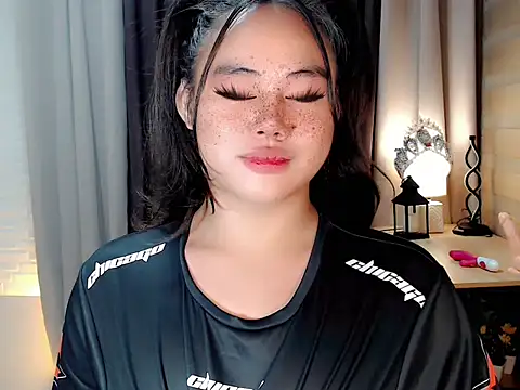 ursexy ceciliaxx online show from September 24, 3:22 pm