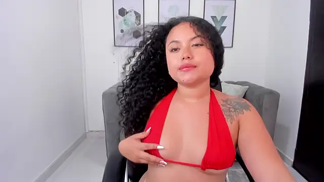 Snapshot of violettasweet__ chatting on September 13, 4:48 pm violettasweet   online show from September 13, 4:48 pm