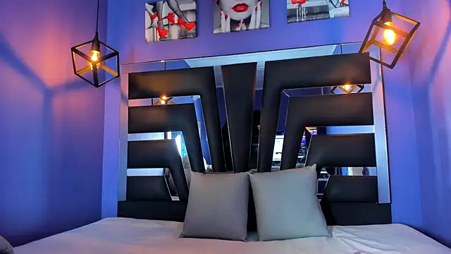 Snapshot of anne-brown13 chatting on October 27, 7:41 pm anne-brown13 online show from October 27, 7:41 pm