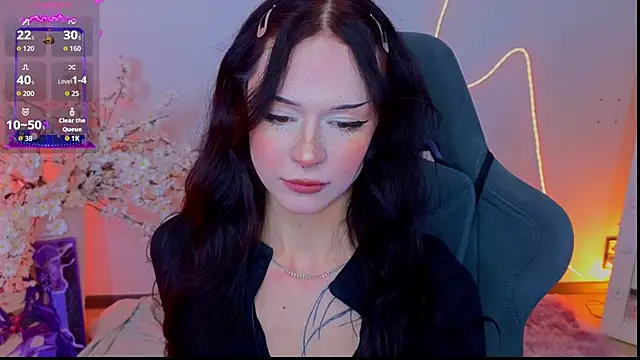 Adetta online show from February 2, 10:25 am