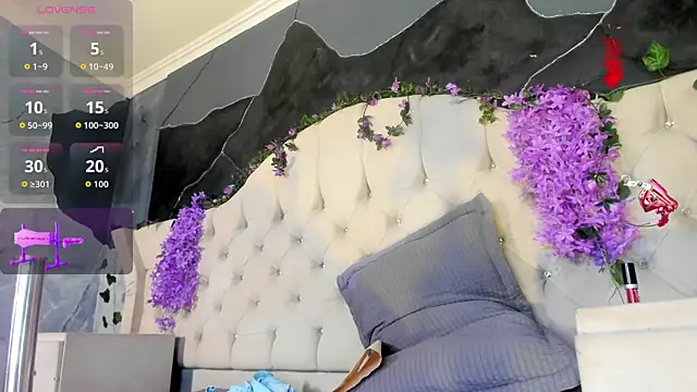 AmbarFoxx  online show from June 18, 9:14 am
