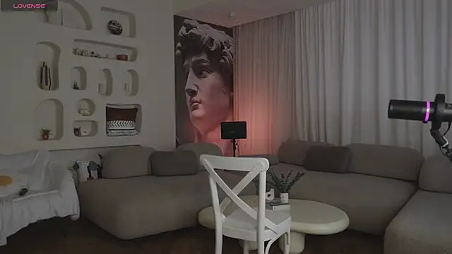 Foxy  lady online show from February 12, 4:36 am