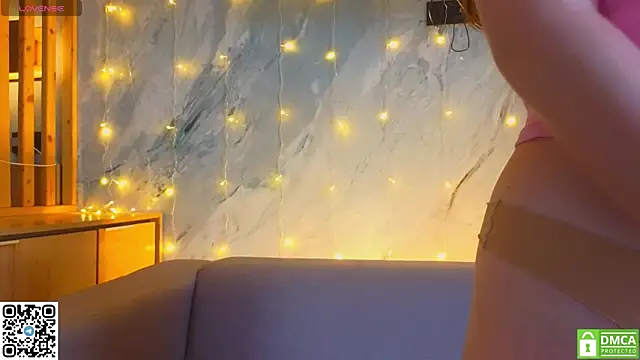miss bubbles  online show from June 12, 1:02 am