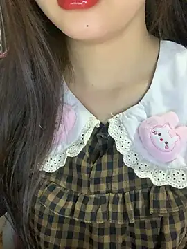 Linhtruong  online show from February 1, 4:11 am