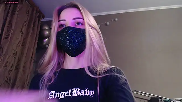 Iris lave online show from November 14, 6:30 pm