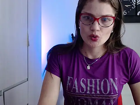 Snapshot of Camila-ventura chatting on October 13, 9:17 pm Camila-ventura online show from October 13, 9:17 pm