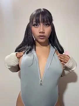 Maddy w online show from November 21, 3:19 am