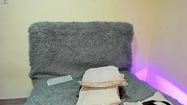  viollette  online show from December 3, 12:46 am