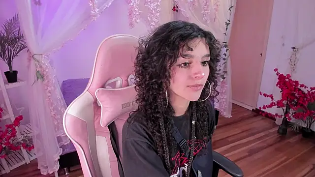 bunny curly online show from October 21, 3:05 pm