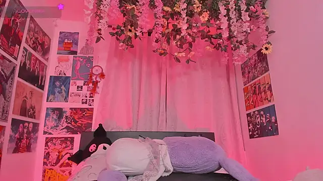 FluffyMelons online show from June 25, 5:12 am
