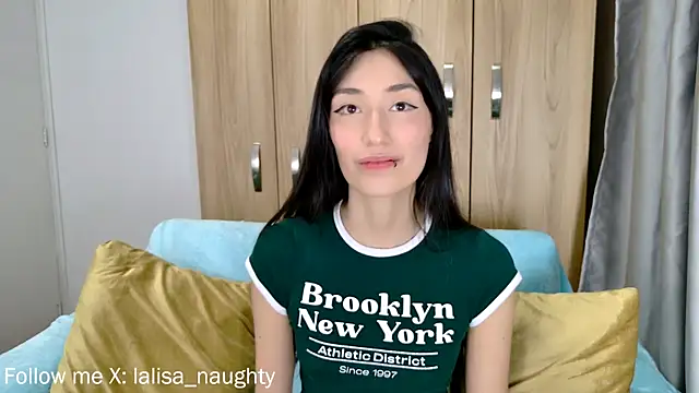 Lisa manobann online show from July 11, 8:31 pm