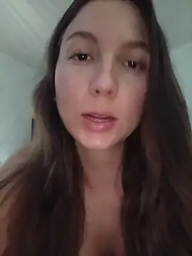 Arianna Moss online show from July 17, 4:43 pm
