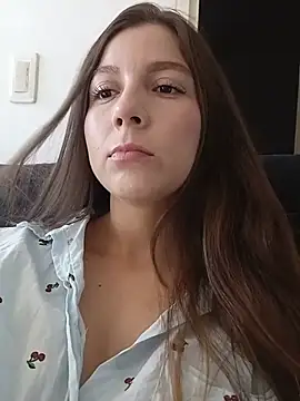 Arianna Moss online show from July 7, 9:28 pm