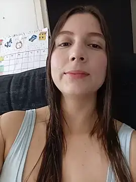 Arianna Moss online show from July 5, 7:08 pm