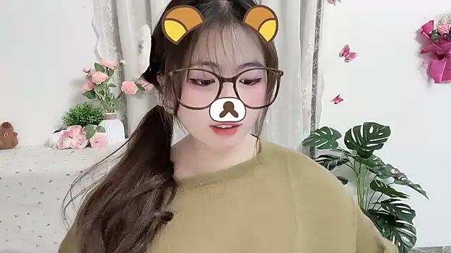Amelia-babee online show from June 21, 1:15 pm
