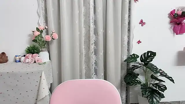 Amelia-babee online show from June 22, 1:08 pm
