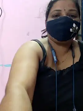 Snapshot of lathikaqueentamil chatting on October 1, 4:28 am lathikaqueentamil online show from October 1, 4:28 am