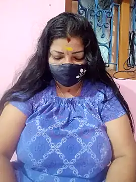 Snapshot of lathikaqueentamil chatting on September 13, 1:46 am lathikaqueentamil online show from September 13, 1:46 am