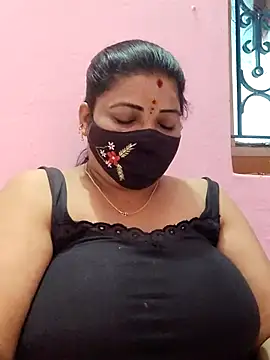 Snapshot of lathikaqueentamil chatting on September 16, 8:11 am lathikaqueentamil online show from September 16, 8:11 am