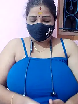 Snapshot of lathikaqueentamil chatting on September 8, 5:01 pm lathikaqueentamil online show from September 8, 5:01 pm