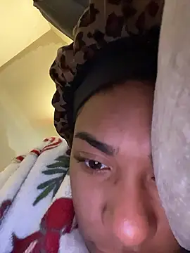 Tu GataLinda online show from January 13, 1:48 pm