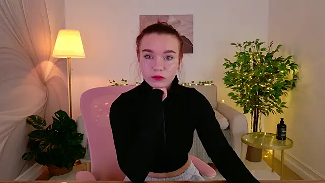 NoraHaynes online show from July 14, 3:11 am