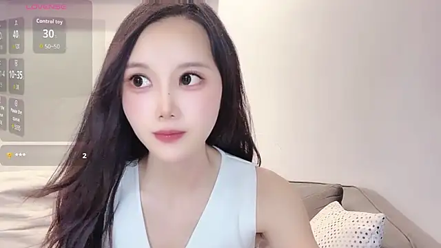 Aiyi909- online show from June 13, 4:48 pm