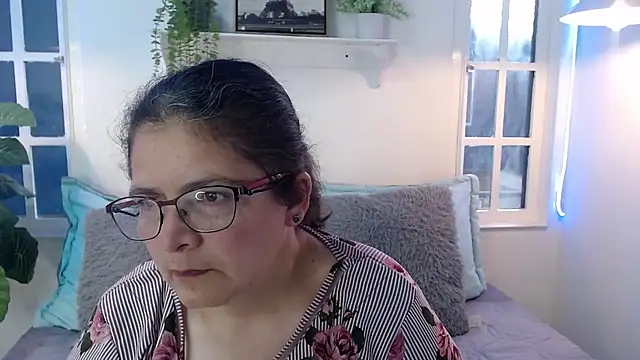 Linda banks  online show from March 17, 9:52 pm