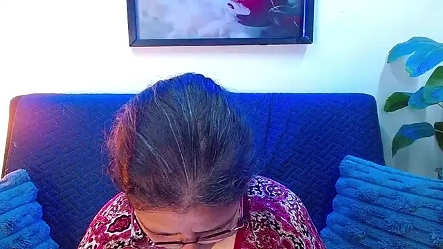 Linda banks  online show from October 2, 1:32 am