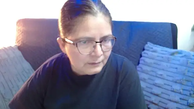 Linda banks  online show from August 1, 2:02 am