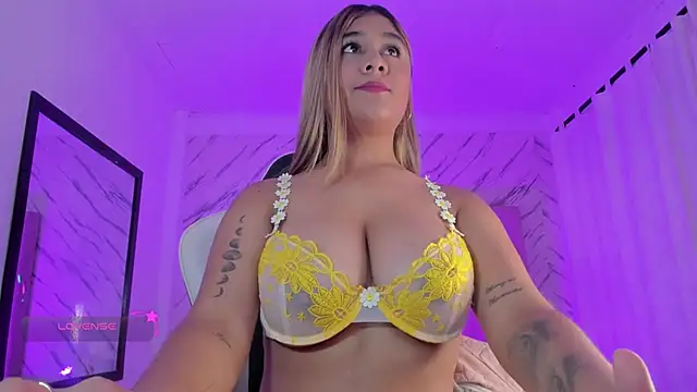 Snapshot of ChannelConnor_ chatting on September 20, 3:43 pm ChannelConnor  online show from September 20, 3:43 pm