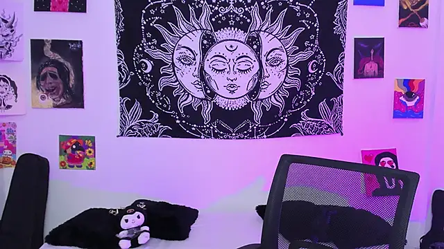 Rose 72 online show from June 29, 9:25 pm