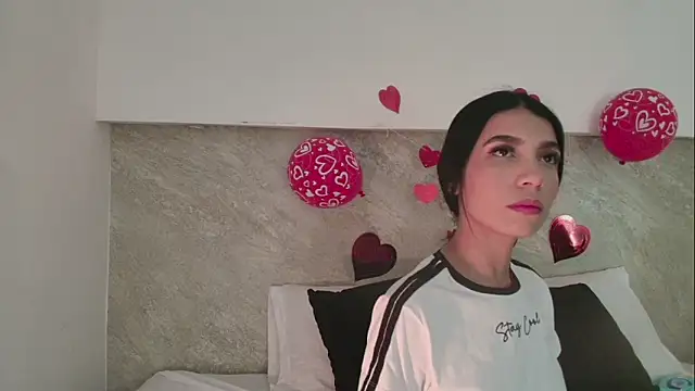 Dixie grey1 online show from February 15, 1:43 pm