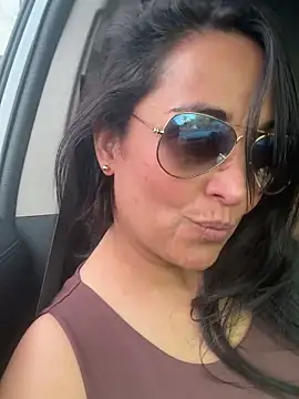 hotadhara01 online show from July 1, 3:11 pm
