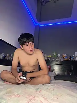 Kailertwink online show from July 27, 4:09 am