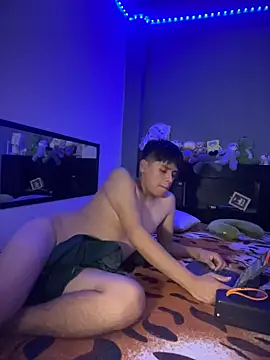 Kailertwink online show from May 1, 3:32 am