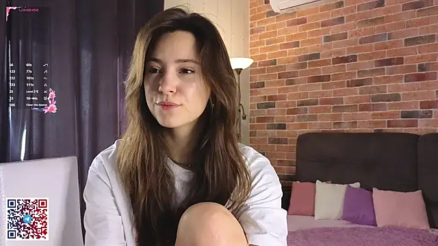 Snapshot of JasminDoroti chatting on October 20, 6:05 am JasminDoroti online show from October 20, 6:05 am