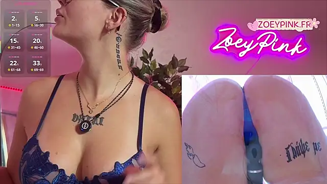 zoeypink online show from June 28, 7:15 am