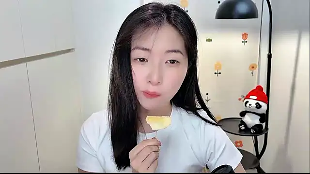 Rosalind xixi online show from December 4, 9:11 am