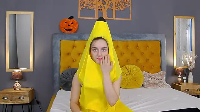 Jessica White  online show from October 30, 5:43 am