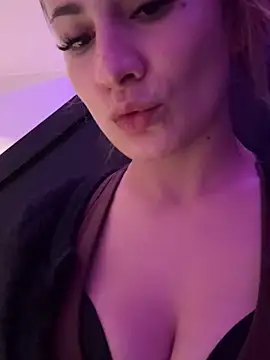 IsabellaEtha online show from October 29, 4:42 pm