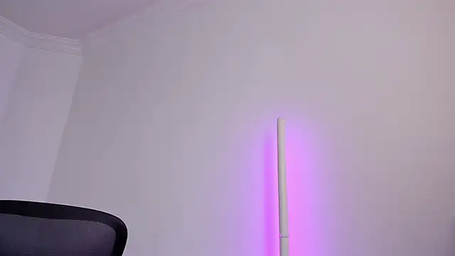 canelleGarces online show from July 10, 5:24 pm