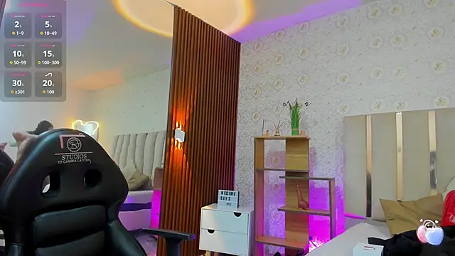 BLUE TAY1 online show from September 18, 11:53 am